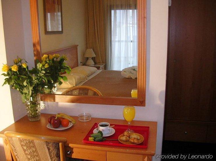 Armon Hayarkon Hotel Тель-Авив Номер фото